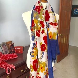 Pretty Bold colored Scarf